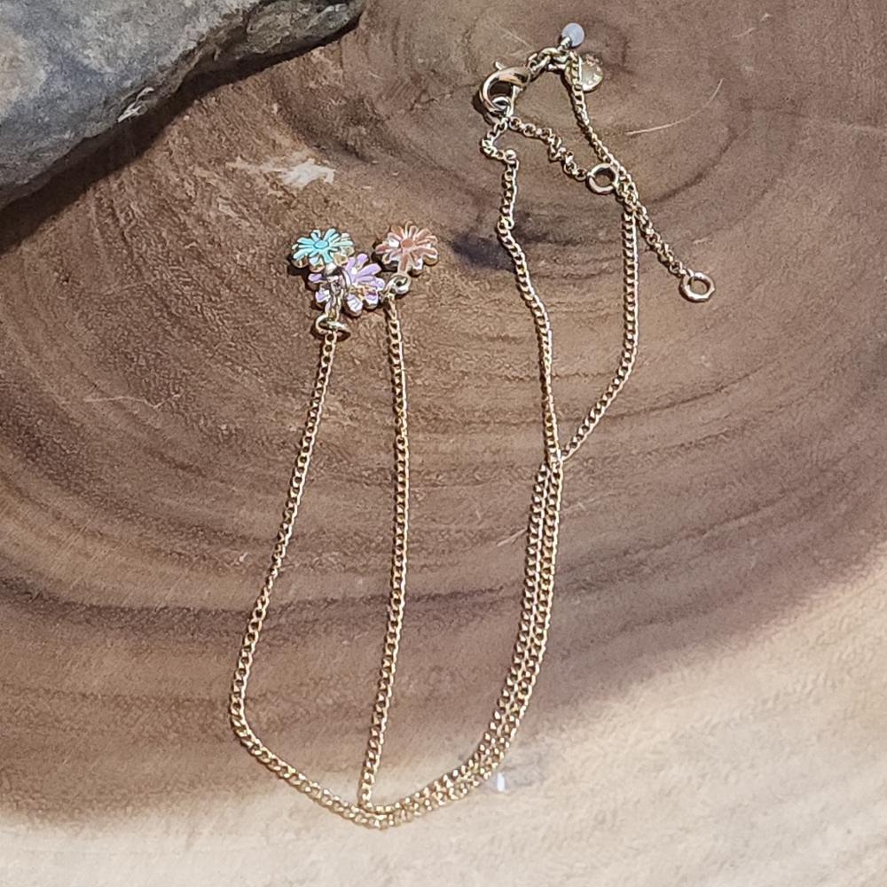 Vintage Crew Cuts Daisy Charm Necklace - Picture 7 of 10